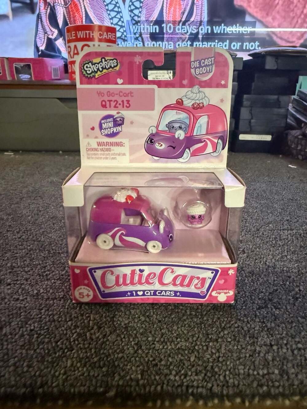 Shopkins Cutie Cars Yo Go-Cart QT2-13 Series 2 Die Cast Vehicle and Mini Shopkin